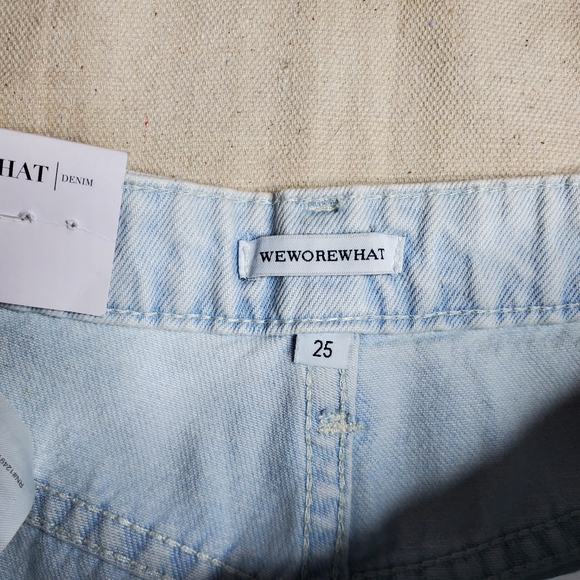 We Wore What Mid Rise Straight Distressed Light Wash Womens 25 Jeans - Picture 9 of 9